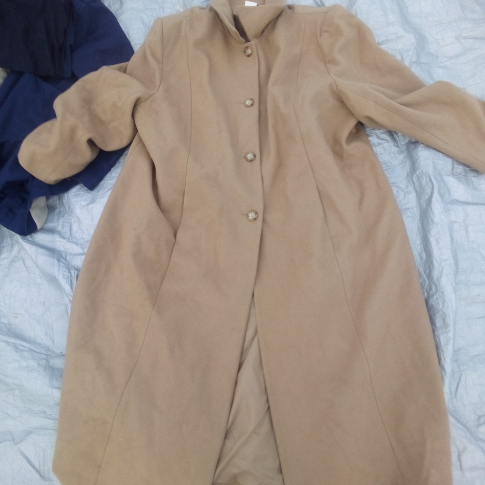 Wool trench